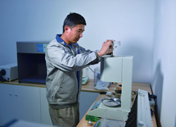 檢測(cè)設(shè)備